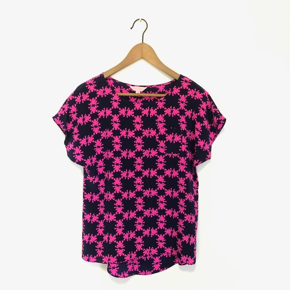 Lilly pulitzer | "get hoppy" guava silk top. - Picture 4 of 7